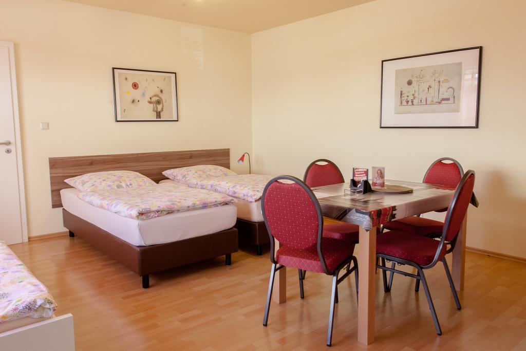 Pension Klingenstr. 23 Hotel Leipzig Værelse billede