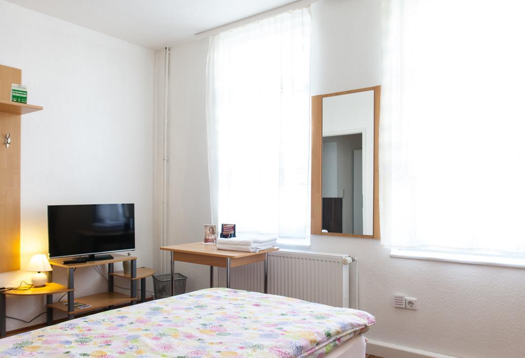 Pension Klingenstr. 23 Hotel Leipzig Værelse billede